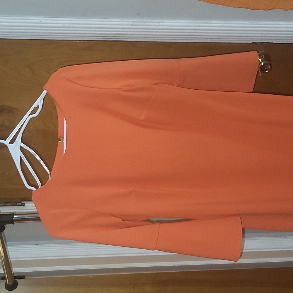 Stand out in this size 8 dress